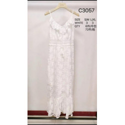 Vestido de tirantes de encajes